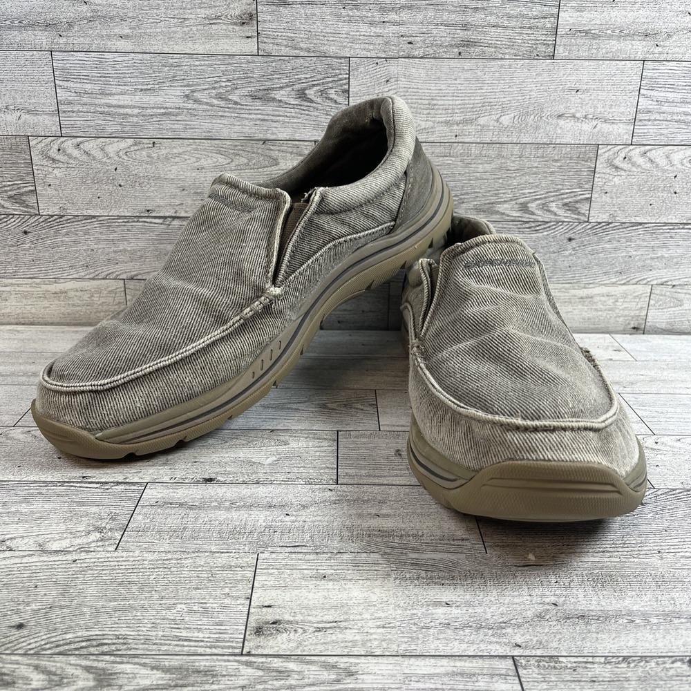 Skechers Relaxed Fit Expected Avillo Casual Shoe 64109SB Men Size 10